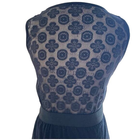 Authentic Italian See by Chloe Sleeveless Mesh Back Lace Body Dress Black Size 6 - Picture 4 of 7